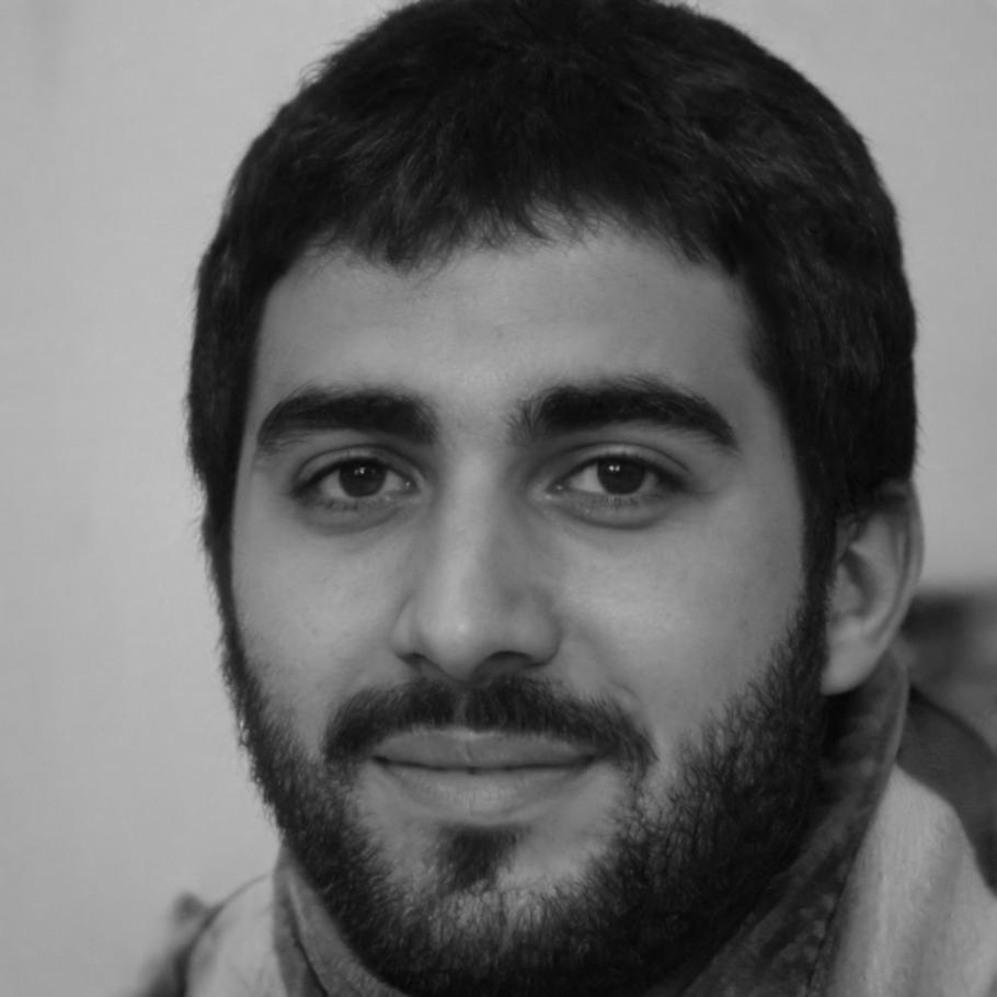 Тарас Білик — флорист-практик, веде модулі з упаковки та фотографії